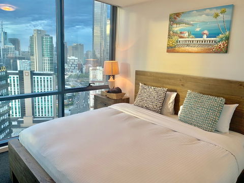Luxury Apartment With View - Accommodation Sydney 4