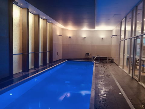 Luxury Apartment With View - Accommodation Sydney 2