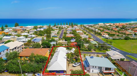 Clubyamba Beach Holiday Accommodation - Adults Only - Accommodation Sydney 0