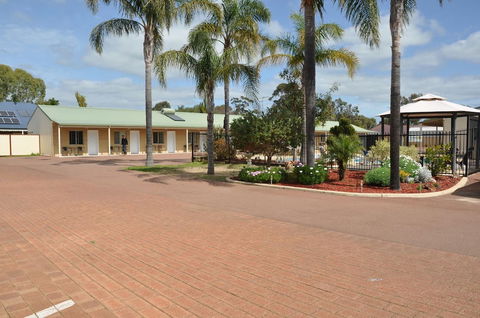 Pinjarra Resort - Sydney 4u 0