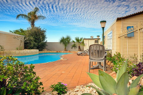 Osprey Holiday Village Unit 123 - Sydney 4u 2