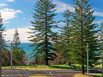 Seaspray Apartments - Accommodation Sydney 5