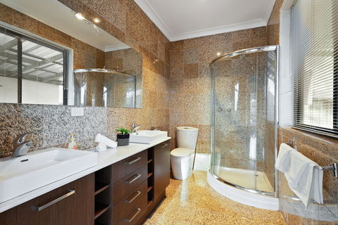 Villa De Marseilles - Melbourne - Accommodation Sydney 2