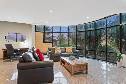 Villa De Marseilles - Melbourne - Accommodation Sydney 3