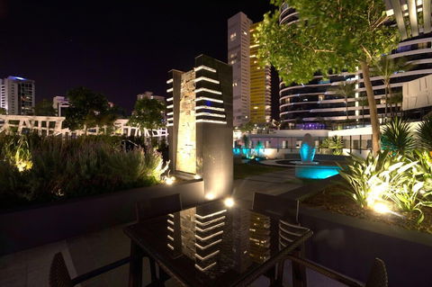 Oracle Broadbeach Apartments - Sydney 4u 1