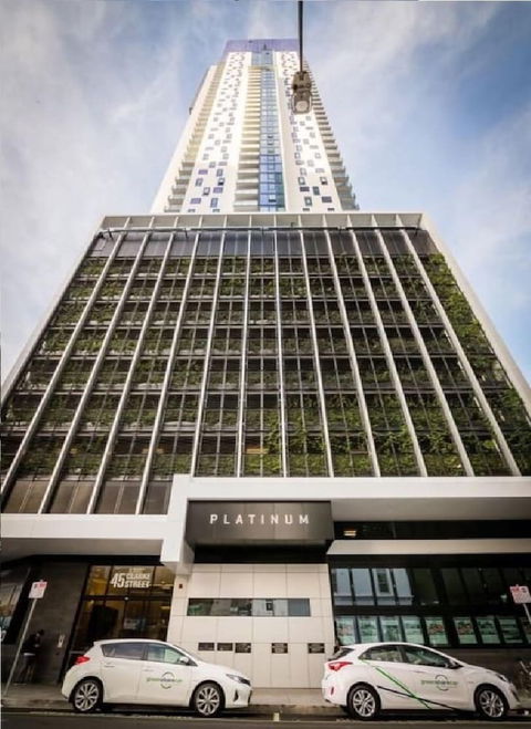 Southbank Platinum Tower Apartment - Accommodation Sydney 0