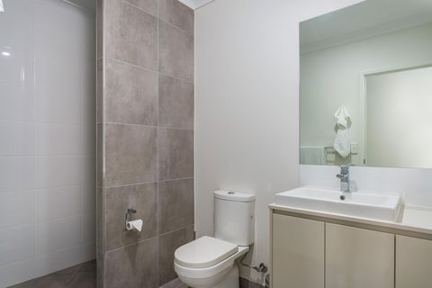 Blue Lagoon Villa B - Accommodation Sydney 5