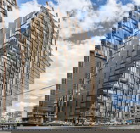 Ella 1BDR Melbourne Apartment - Accommodation Sydney