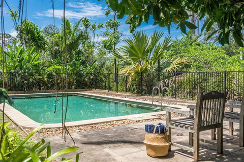 Your Luxury Escape - Cedar View - Accommodation Sydney 2