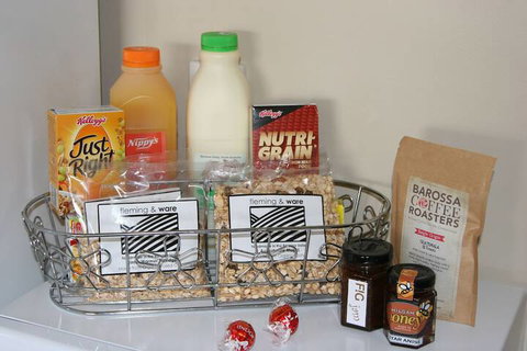 Under The Vines - Accommodation Sydney 6