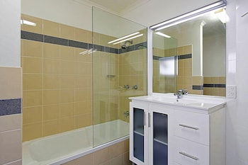 A PERFECT STAY - Clarkes Beach Villa - Accommodation Sydney 2