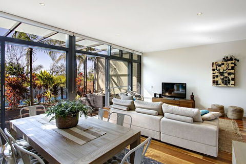 A PERFECT STAY - Ocean View At Kiah - Accommodation Sydney 4