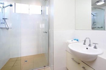 P A Apartments - Sydney 4u 6