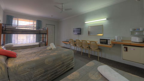 Alluna Motel - Sydney 4u 5