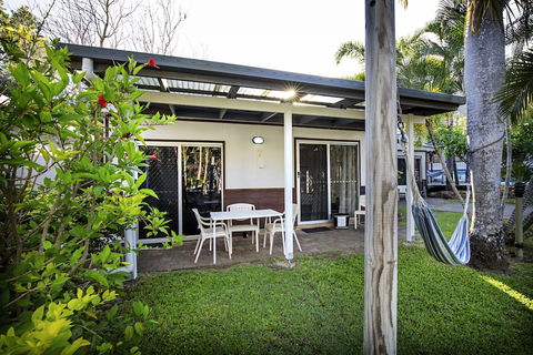 Bush Village Holiday Cabins - Sydney 4u 2