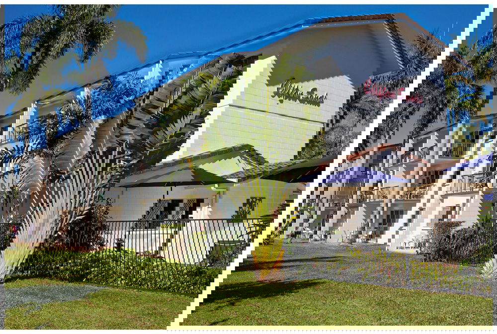 Cairns Northern Beaches QLD Accommodation Sydney