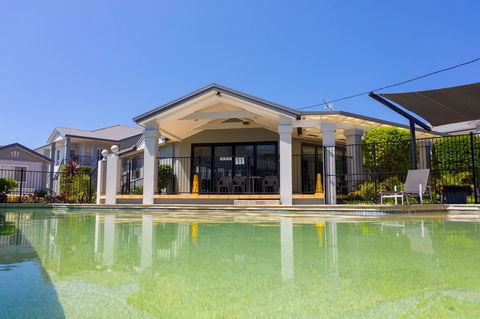 Meridian Beachside Apartments - Sydney 4u 3