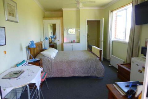 Quamby Pines Chalet - Accommodation Sydney 4