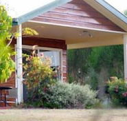 Amamoor Homestead BB and Country Cottages - Accommodation Sydney
