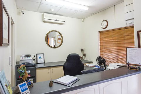Bent Street Motor Inn - Sydney 4u 6