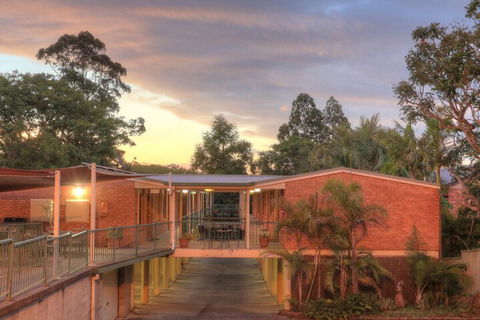 Bent Street Motor Inn - Sydney 4u 2
