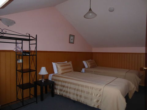 Platypus Park Country Retreat - Sydney 4u 2