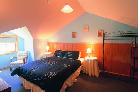 Platypus Park Country Retreat - Sydney 4u 3