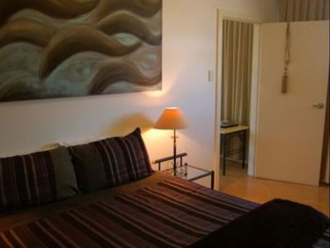 Port Lincoln Holiday Apartments - Sydney 4u 2