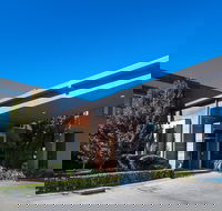 Gibraltar Hotel Bowral - Accommodation Sydney