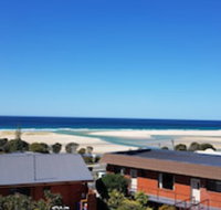 Blue Seas Holiday Villas - Sydney Resort