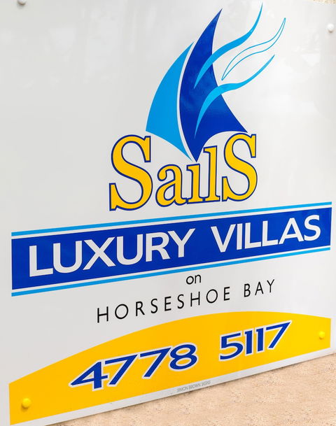Sails On Horseshoe - Sydney 4u 5