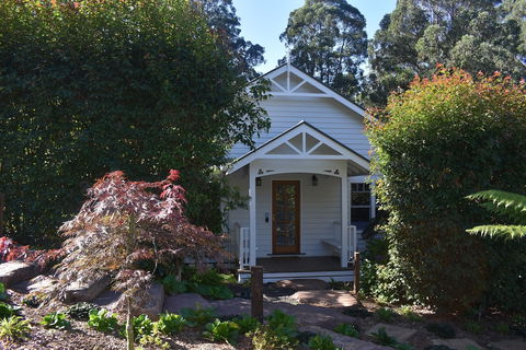Gatehouse Cottage At Merrow Cottages - Mt Dandenong - Sydney 4u 1