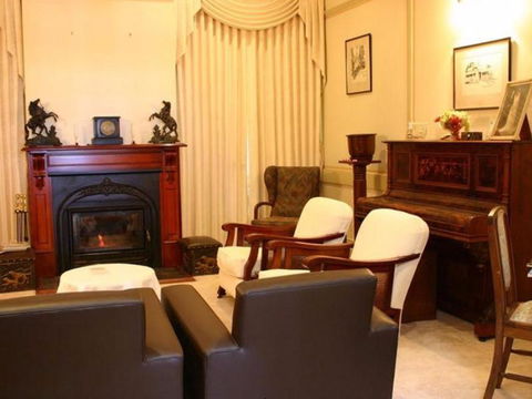 Tara House Bed & Breakfast - Accommodation Sydney 1