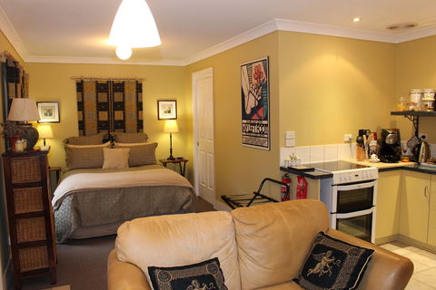 Ivy On Glenelg - Accommodation Sydney 5