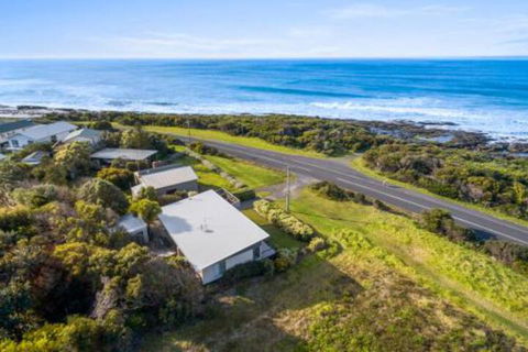 Great Ocean Road Lodge - Sydney 4u 5