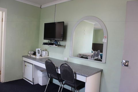 High Mountains Motor Inn - Accommodation Sydney 4