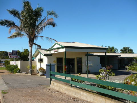 Oval Motel - Accommodation Sydney 5