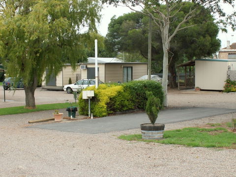 Oval Motel - Accommodation Sydney 2