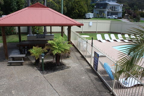 Sapphire Court Holiday Units - Accommodation Sydney 6