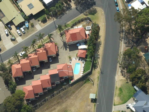 Sapphire Court Holiday Units - Accommodation Sydney 5