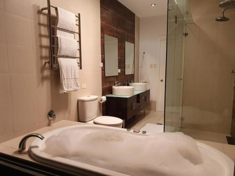 Sanctuary Hill Retreat - Accommodation Sydney 3