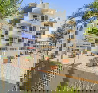 Burlington Holiday Apartments - Accommodation Sydney