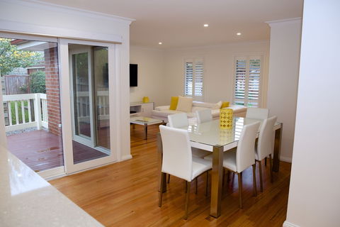Yarra Glen Racecourse Apartments - Accommodation Sydney 5