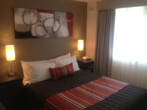 Redwood Manor Motel Apartments - Sydney 4u 5