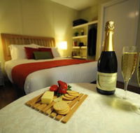 Gisborne Peak Winery Cottages - Accommodation Sydney