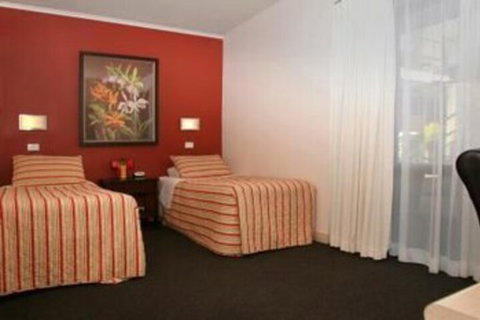 Whale Motor Inn And Restaurant - Accommodation Sydney 6