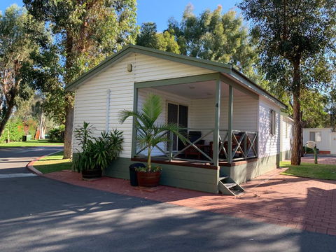 Mandurah Caravan & Tourist Park - Accommodation Sydney 2
