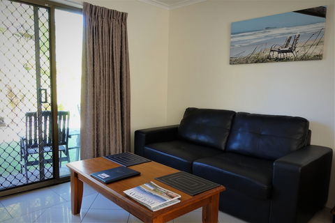 Pacific Palms Motor Inn - Sydney 4u 5