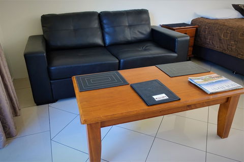 Pacific Palms Motor Inn - Sydney 4u 6