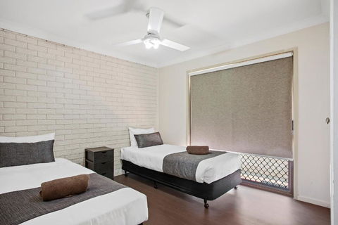 Clifford Gardens Motor Inn - Accommodation Sydney 3